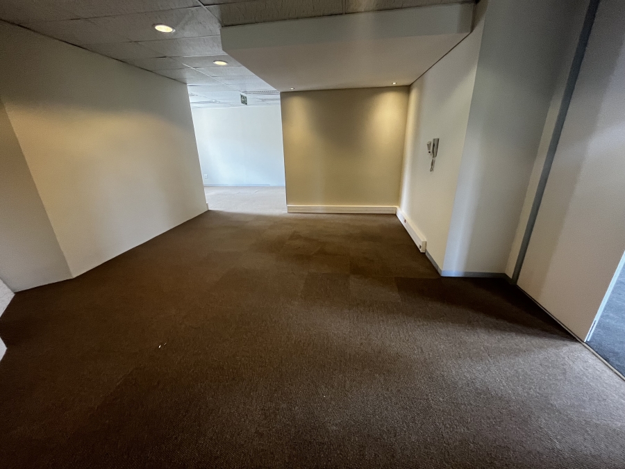 To Let commercial Property for Rent in Rosenpark Western Cape